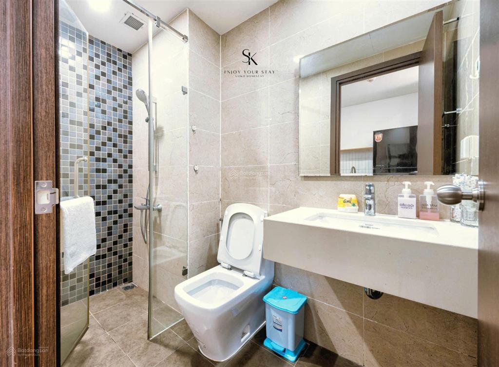 Bán lỗ căn hộ the tresor 1pn  1wc  37m2 giá chỉ 4,1 tỷ view sông tầng cao thoáng mát 0931 337 ***