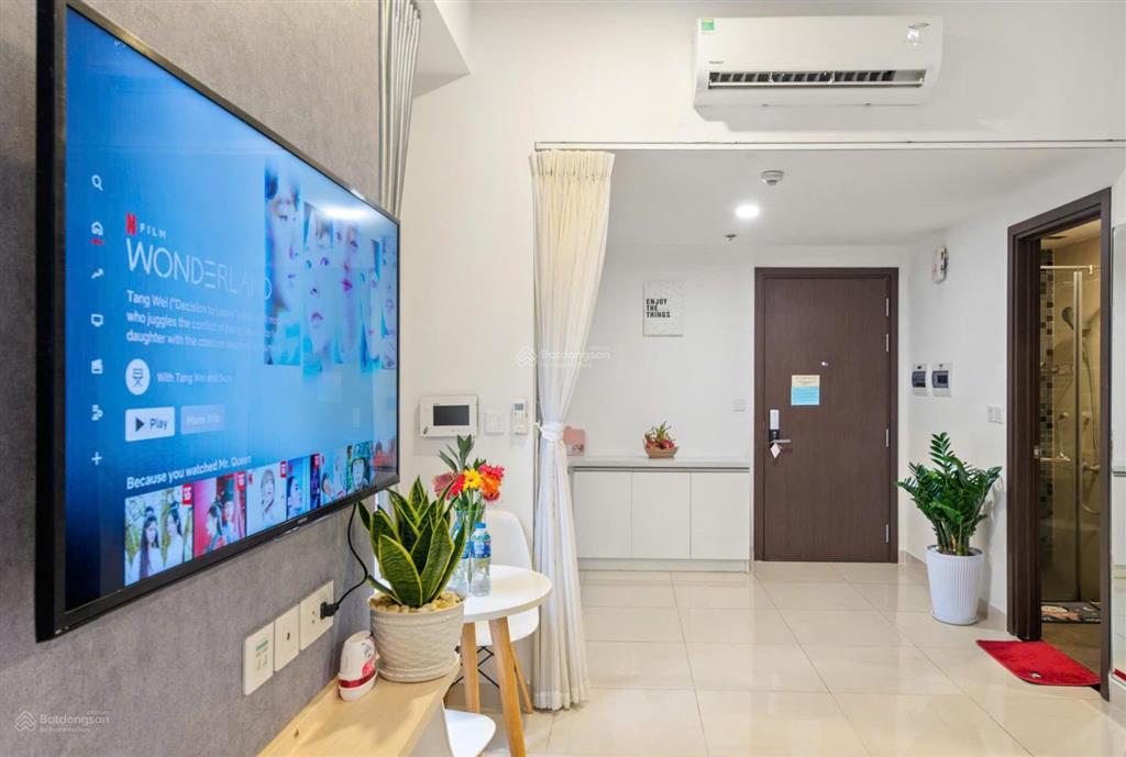 Bán lỗ giá rẻ! căn hộ the tresor 1pn  1wc  37m2 giá chỉ 4,1 tỷ view sông thoáng mát  0931 337 ***