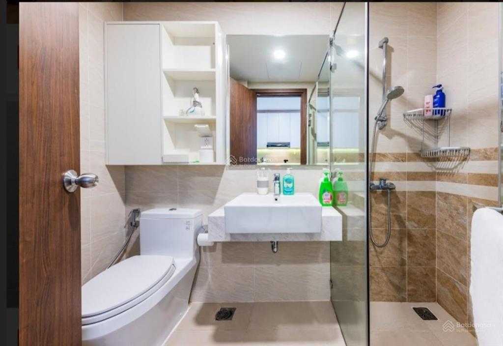 Bán cực kì gấp căn hộ 1pn 1wc saigon royal 35m2 view thoáng mát giá chỉ 4.2 tỷ bao hết 0931 337 ***