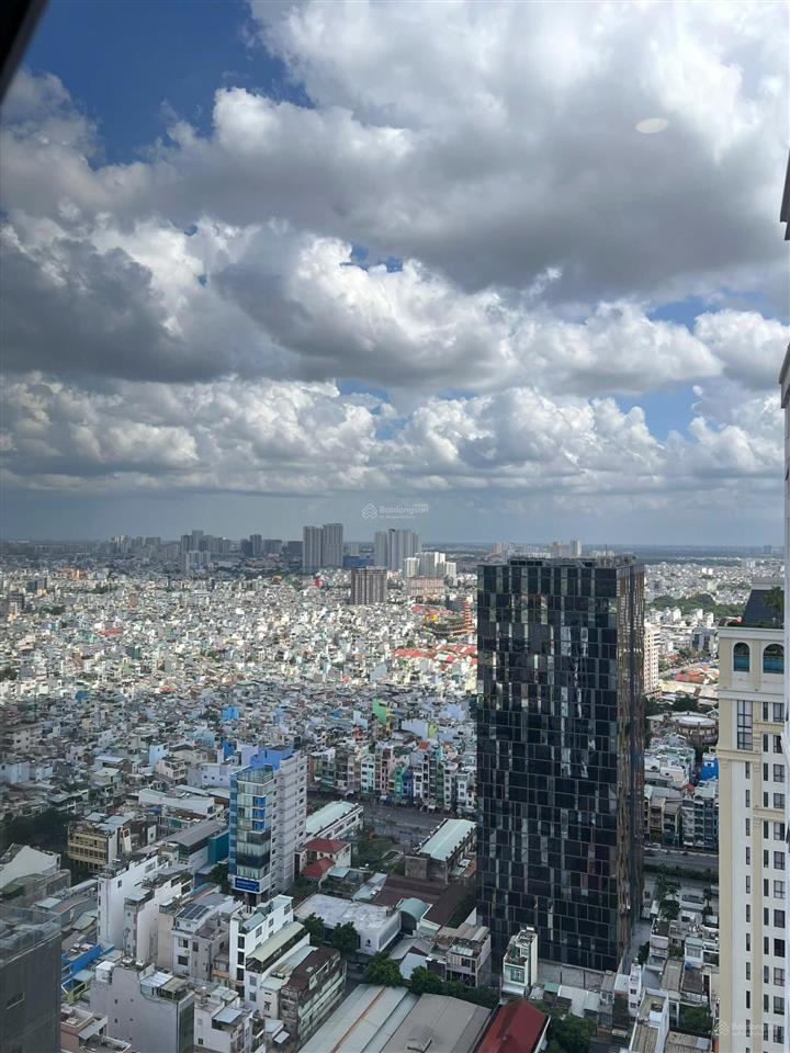 Bán gấp căn hộ siêu đẹp 2pn  2wc  80m2 saigon royal view thoáng mát giá chỉ 9 tỷ  0931 337 ***