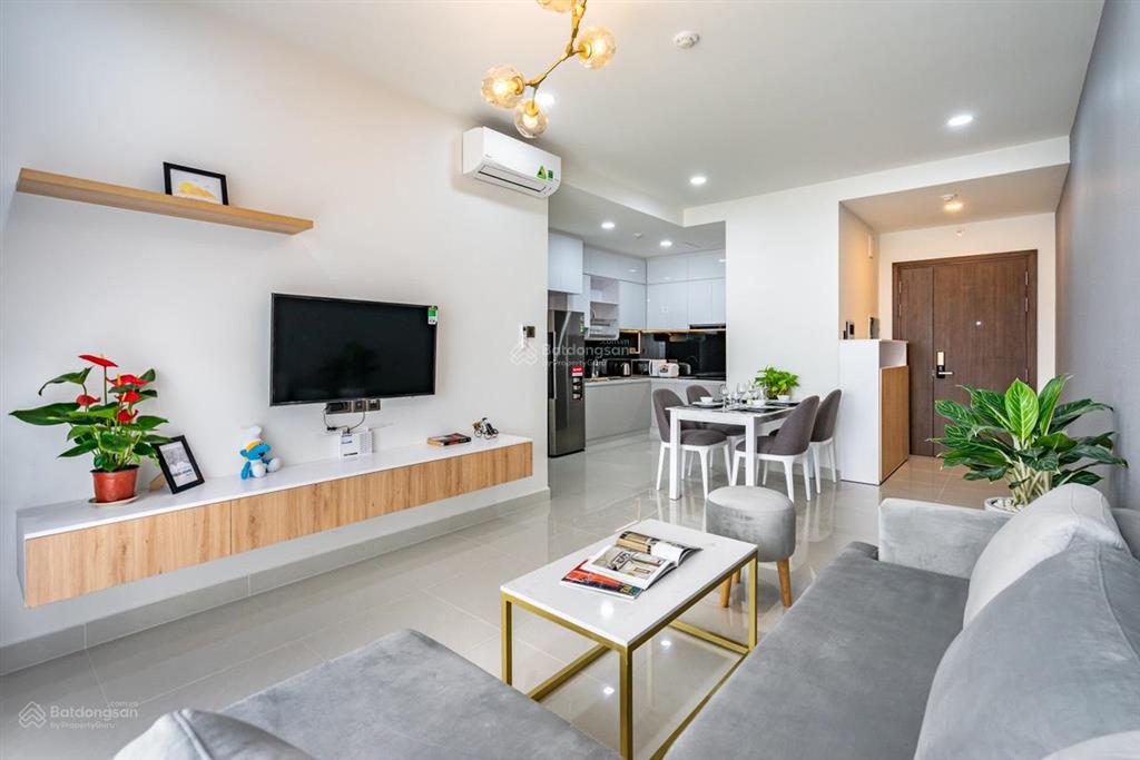 Cần bán gấp cam kết rẻ nhất saigon royal 2pn  2wc  88m2 đầy đủ nội thất giá chỉ 12tỷ 0931 337 ***