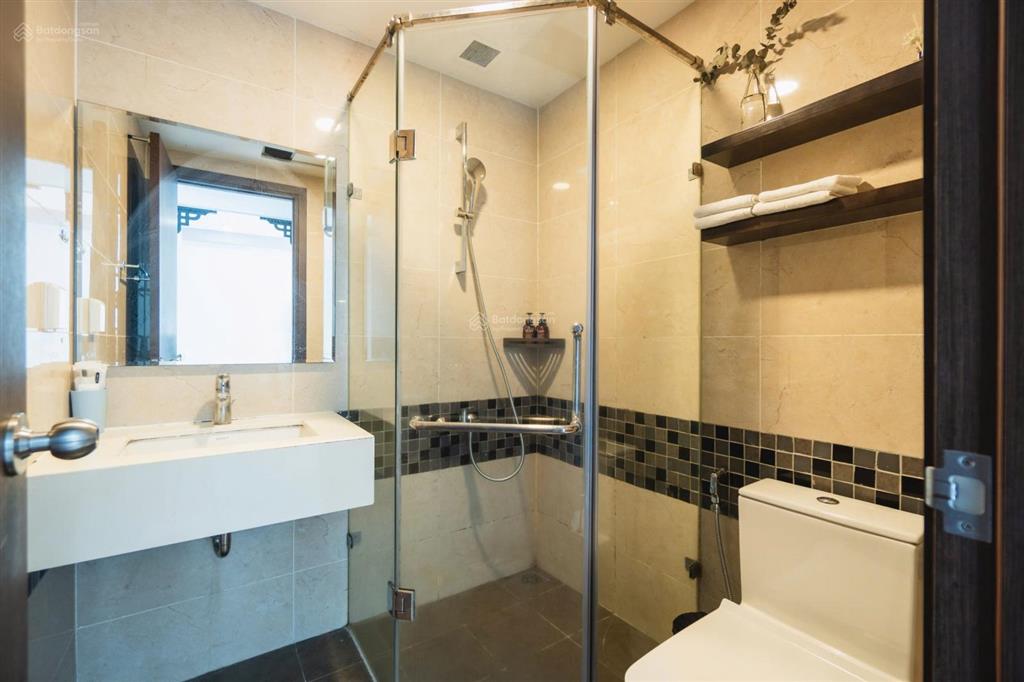 Kẹt ngộp cần bán gấp căn hộ 1pn  1wc 50m2 the tresor view sông thoáng mát giá chỉ 4,8tỷ 0931 337 ***