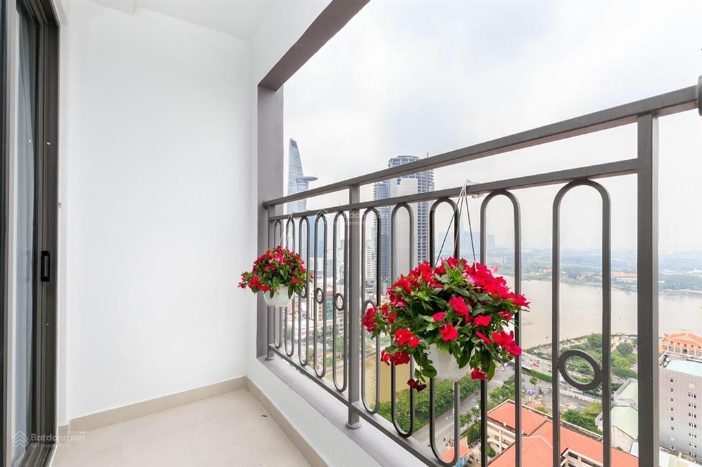 Duy nhất căn hộ saigon royal cần bán gấp 2pn  2wc 88m2 view bitexco sông sg giá 12 tỷ 0931 337 ***