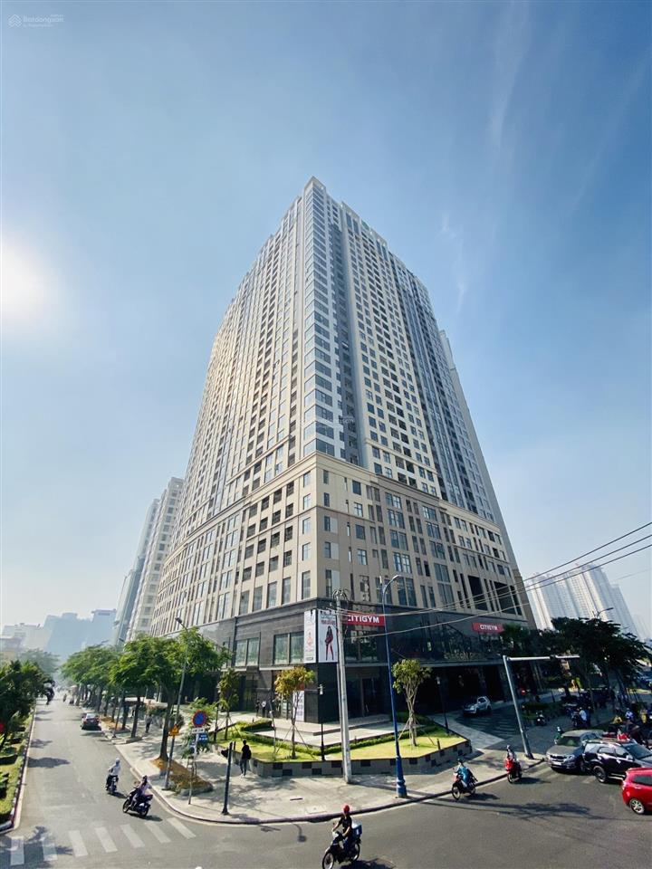 Cần bán căn hộ 1pn 1wc 30m2 saigon royal view thoáng mát nội thất đẹp giá chỉ 3,8 tỷ  0931 337 ***