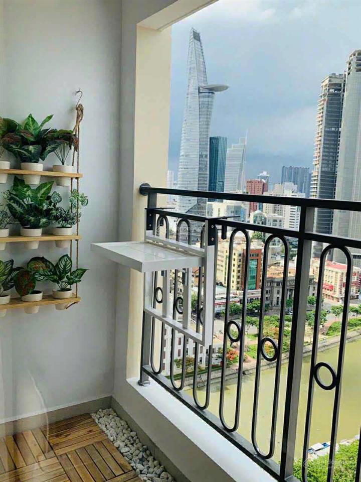 Cần cho thuê gấp 2pn 2wc 88m2 saigon royal view bitexco sông thủ thiêm 24tr full nội thất0931 337 ***