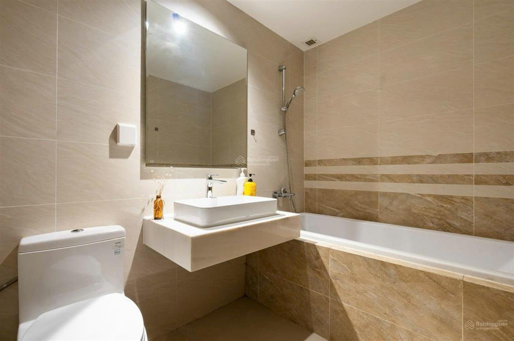 Rẻ nhất saigon royal! bán gấp ch 2pn 88m2, tầng cao view sông sg bitexco đẹp chỉ 12,3 tỷ 0931 337 ***