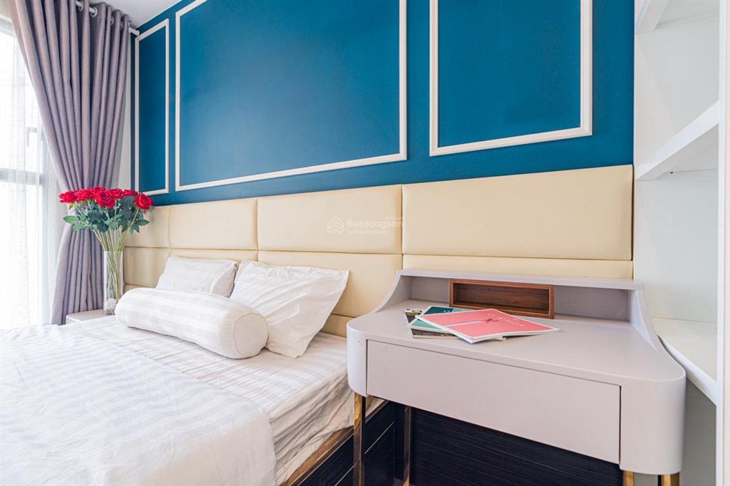 Cam kết rẻ nhất saigon royal! chủ bán gấp 2pn 56m2 view bitexco sông sg đẹp chỉ 6,3tỷ  0931 337 ***