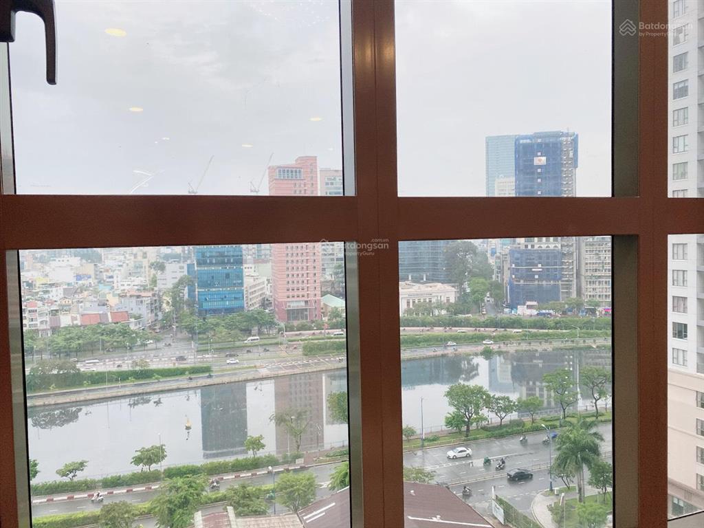 Hàng hiếm icon 56! chủ bán ch 76m2 đã sổ hồng 2pn  2wc tầng cao view sông chỉ 7tỷ9  0931 337 ***