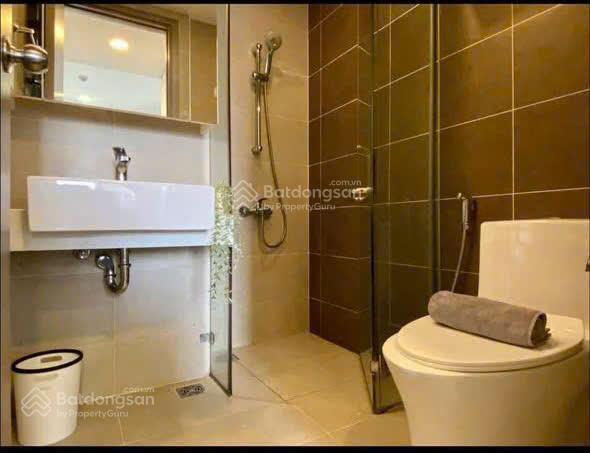 Hiếm có một căn cần bán icon56 nội thất đầy đủ 50m2  1pn  1wc đã có sổ chỉ 5.8 tỷ  0931 337 ***