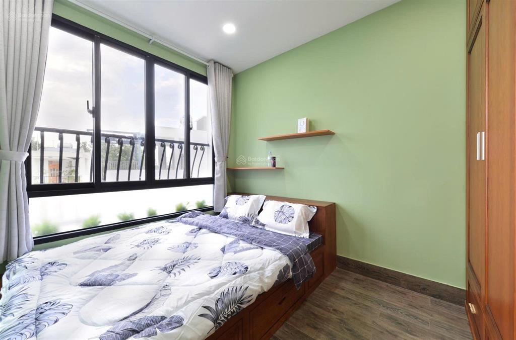 Căn hộ 2 phòng ngủ ban công, full nội thất, thang máy lầu cao, nguyễn thượng hiền gần chợ bà chiểu