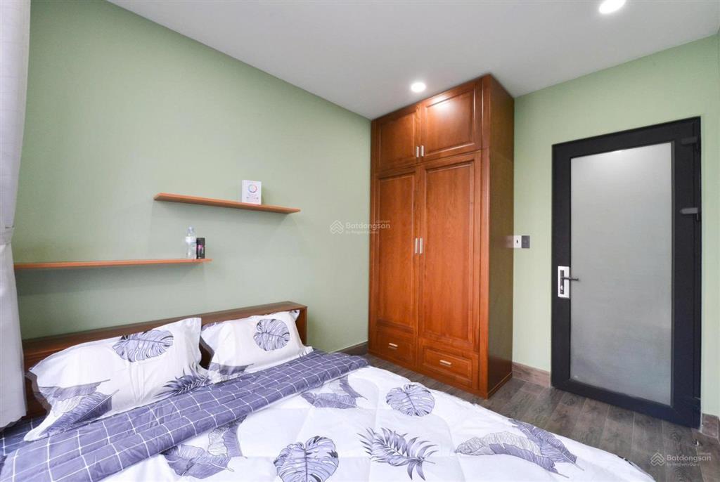 Căn hộ 2 phòng ngủ ban công, full nội thất, thang máy lầu cao, nguyễn thượng hiền gần chợ bà chiểu