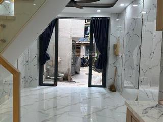 Chỉ 3tỷ65  nhà đẹp  khu hoàng việt  phường 4  tân bình  dt/ 3.5 x 6.5m 2 tầng  3 phòng ngủ