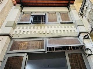 Vip nguyễn văn trỗi  phú nhuận 4 tầng btct, 5pn, 3wc, sân thượng 4.7 tỷ