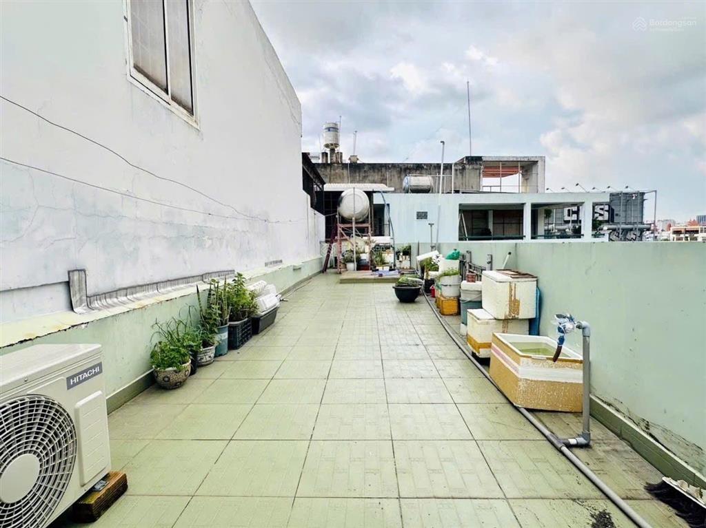 Hẻm xe tải  hai bà trưng  64m2, chợ tân định, q3 ra quận 1  hơn 10 tỷ 64m2 4 tầng