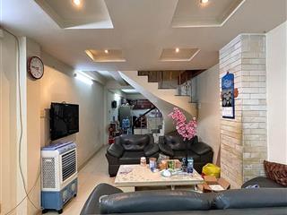 Nhà mới 5 tầng 60mxe hơi tới nhà nguyễn trọng tuyểnngã tư phú nhuậnnhỉnh 10tỷ