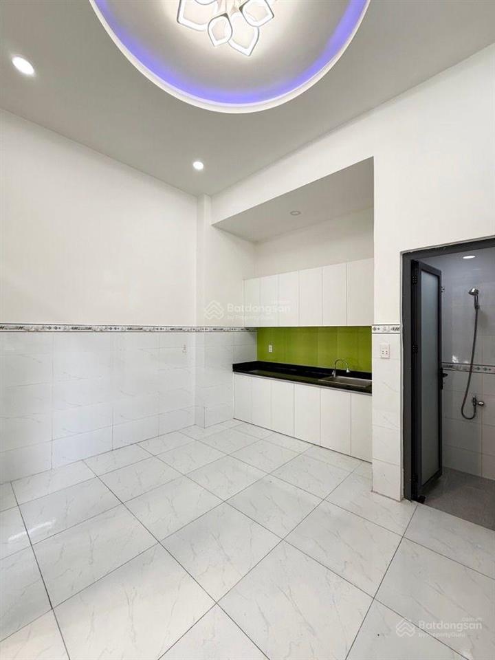 Giảm sốc còn 4.3 nhà quận.3 hẻm thông hoàng sa, p.11 vị trí cực đẹp 4 tầng btct 3pn, 4wc