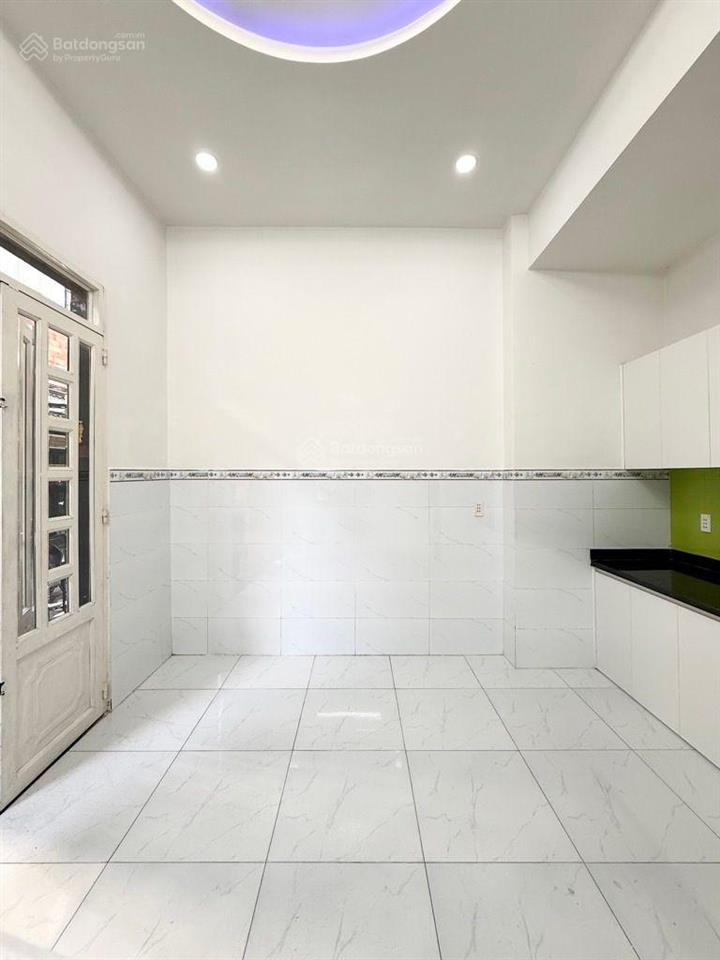 Giảm sốc còn 4.3 nhà quận.3 hẻm thông hoàng sa, p.11 vị trí cực đẹp 4 tầng btct 3pn, 4wc