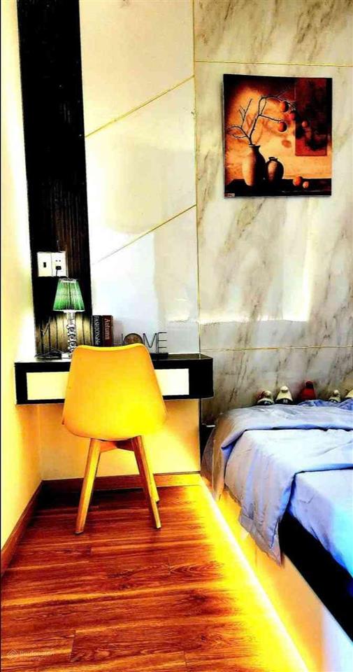 Nhà đẹp full nội thất cao cấp xe hơi đỗ cửa gần 40m 3pn nhỉnh 6 tỷ