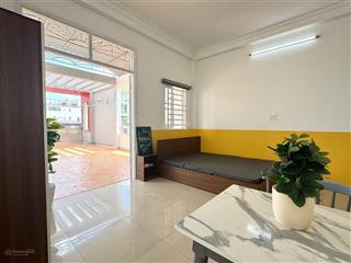 1 phòng ngủ penthouse mới 100% rộng 60m2 mặt tiền nguyễn thị thập view cực chill