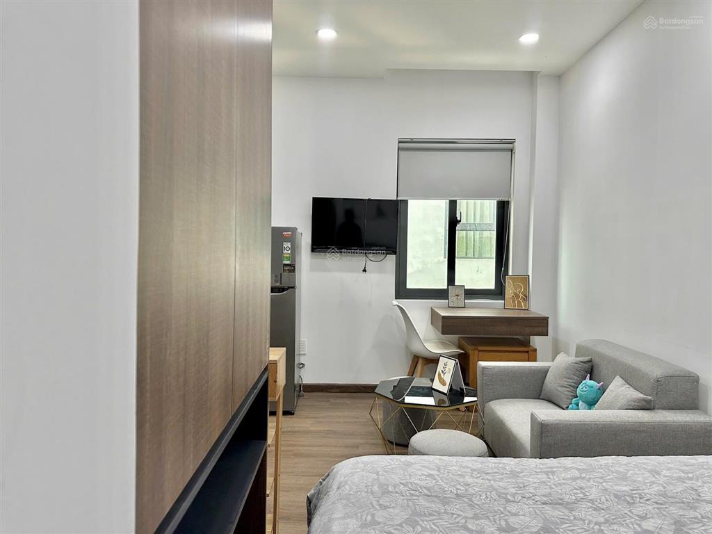 Cho thuê chdv cửa sổ  full nội thất  ngay landmark 81, cầu sài gòn