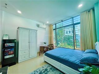 Căn hộ studio new 100% cửa sổ lớn thang máy  hầm xe bảo vệ ngay vạn hạnh mall, bv nhi đồng 1 q10
