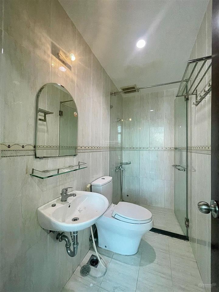 Căn hộ studio new 100% cửa sổ lớn thang máy  hầm xe bảo vệ ngay vạn hạnh mall, bv nhi đồng 1 q10