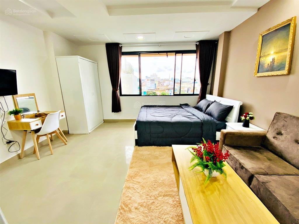 Căn hộ studio  thang máy  full nội thất  cửa sổ trời  ngay chợ nguyễn văn trỗi