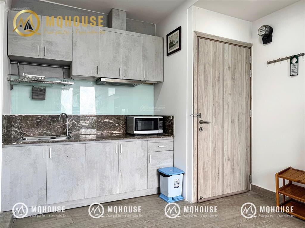 Căn hộ studio 30m2 ban công  full nội thất  ngay khu phan xích long, ngã 4 phú nhuận