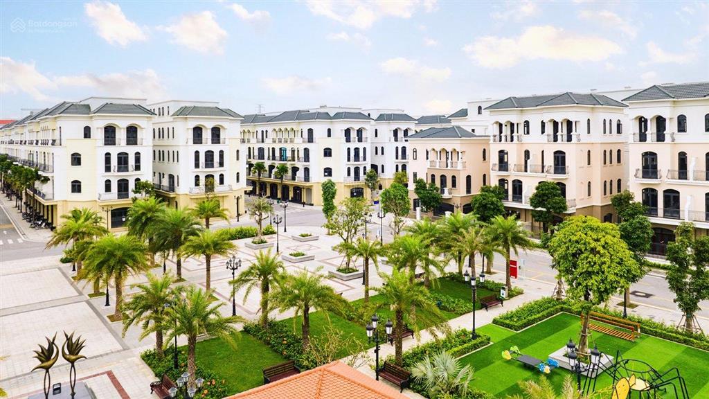 Bán shophouse xẻ khe chà là vin 2 cl1508, 157.5m² giá 21.806 tỷ view công viên, lối vào 32 tòa mik