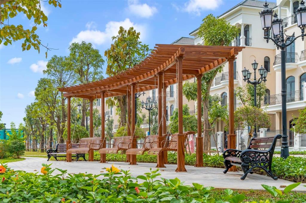 Bán shophouse xẻ khe chà là vin 2 cl1508, 157.5m² giá 21.806 tỷ view công viên, lối vào 32 tòa mik