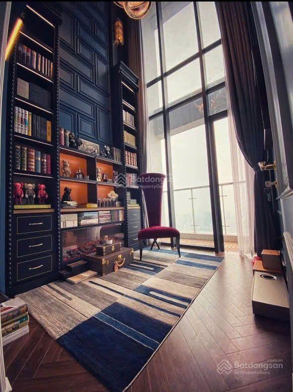 Chính chủ bán căn penthouse duplex skyvilla vinhomes metropolis liễu giai dt. 275m2 giá 70 tỷ