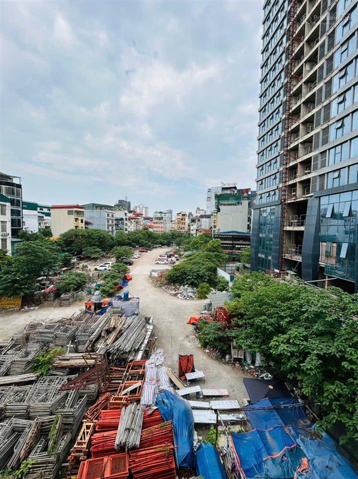 Chủ nhà gửi bán nhà đất phường trung hòa, quận cầu giấy giá 30 tỷ dt. 60m²
