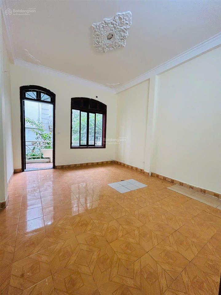 Chủ nhà gửi bán nhà đất phường trung hòa, quận cầu giấy giá 30 tỷ dt. 60m²