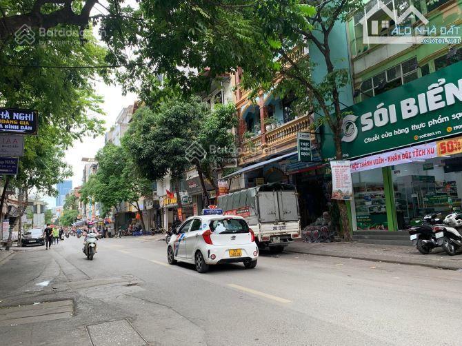 Chủ nhà gửi bán nhà mặt phố dương khuê cầu giấy dt.120m giá 55 tỷ