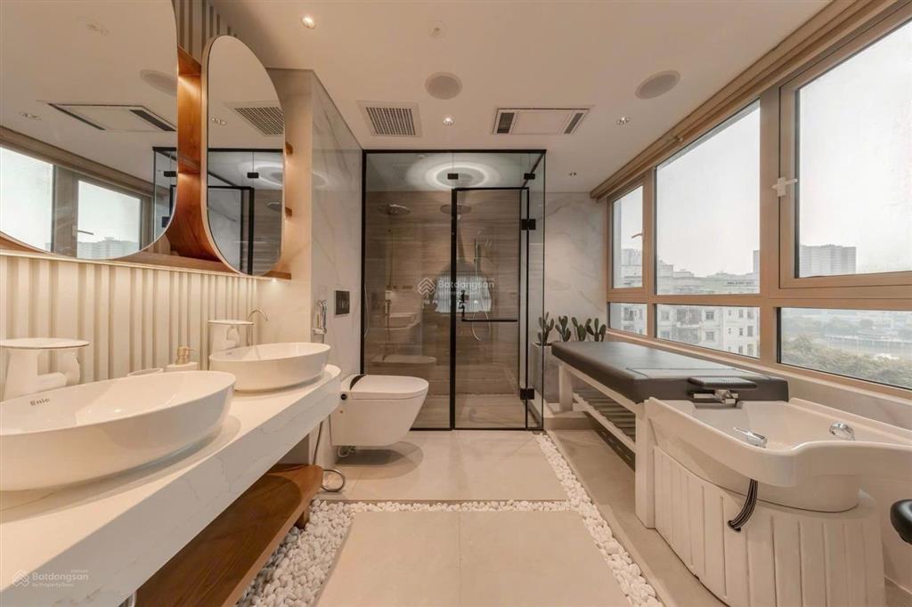 Chính chủ bán căn duplex penthouse tòa mandarin garden hoàng minh giám dt 300m2 giá tốt