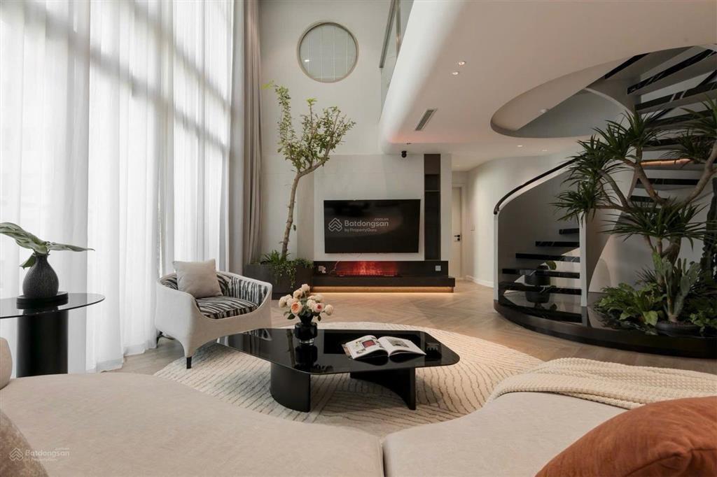 Chính chủ bán căn duplex penthouse tòa mandarin garden hoàng minh giám dt 300m2 giá tốt