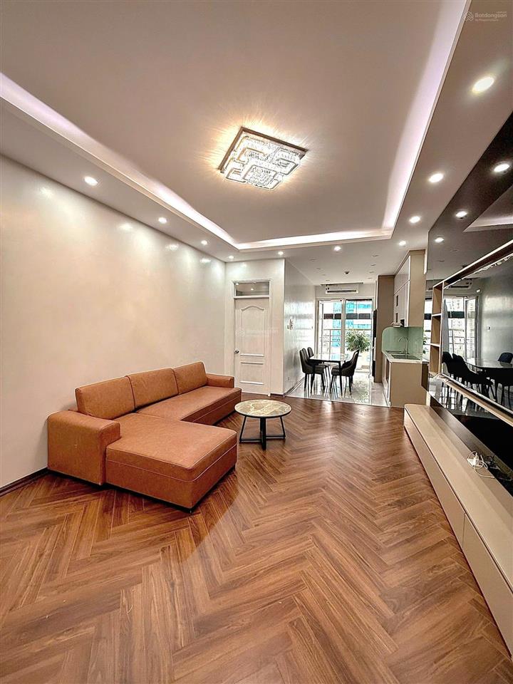 Bán gấp căn hộ tòa 18t trung hòa nhân chính. diện tích 115m2 gồm 3pn, 2wc. full nội thất cao cấp