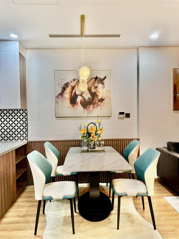 Chính chủ cần bán căn hộ 3 ngủ  100m2 cc intracom 1 trung văn, tố hữu. giá 6,5 tỷ.  0961 270 ***