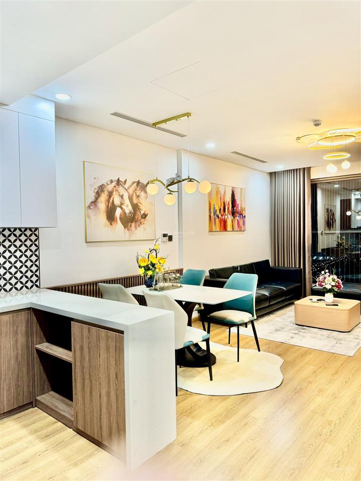 Chính chủ cần bán căn hộ 3 ngủ  100m2 cc intracom 1 trung văn, tố hữu. giá 6,5 tỷ.  0961 270 ***