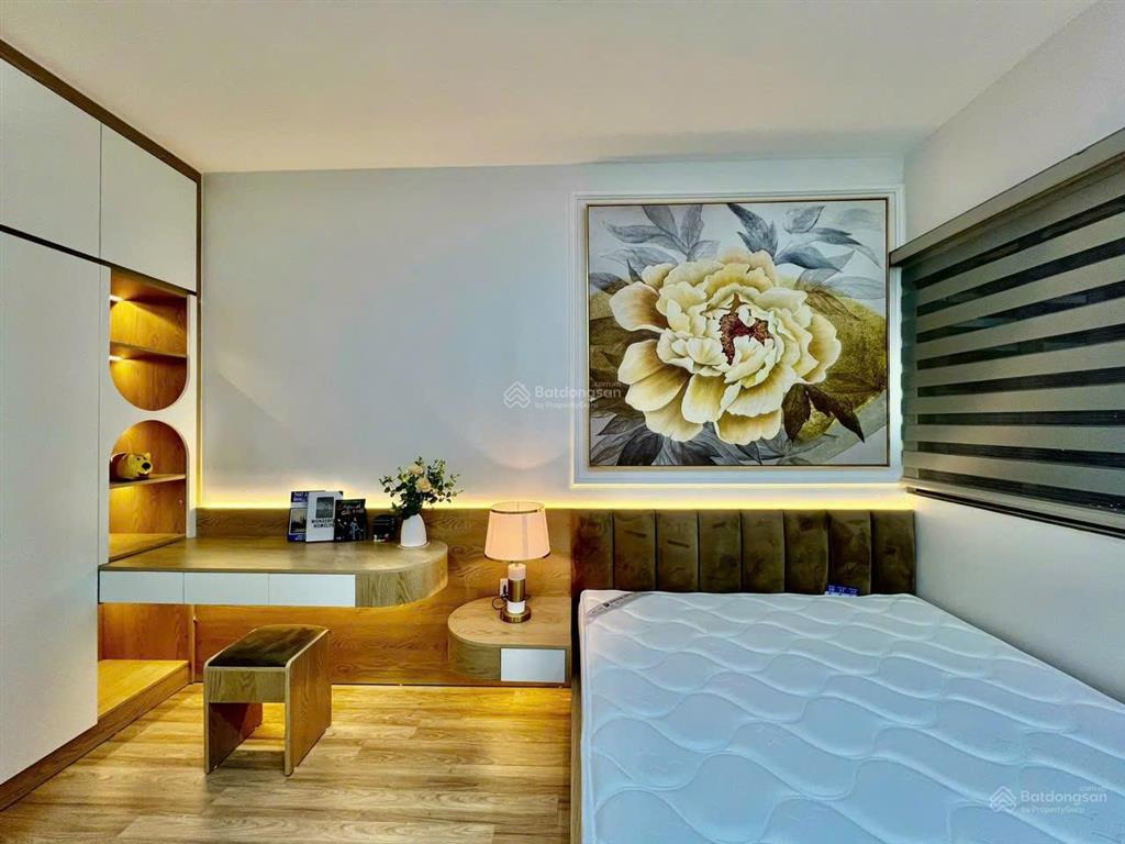 Chính chủ bán căn hộ 3 ngủ  141m2 cc hồ gươm plaza. giá chuẩn 8,5 tỷ.  0961 270 ***