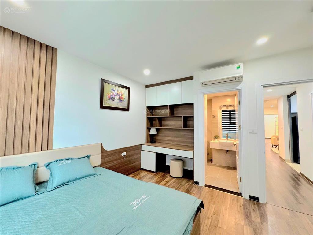 Chính chủ bán gấp căn hộ dt 91m2  3 ngủ cc housinco phùng khoang. giá 7,1 tỷ.  0961 270 ***