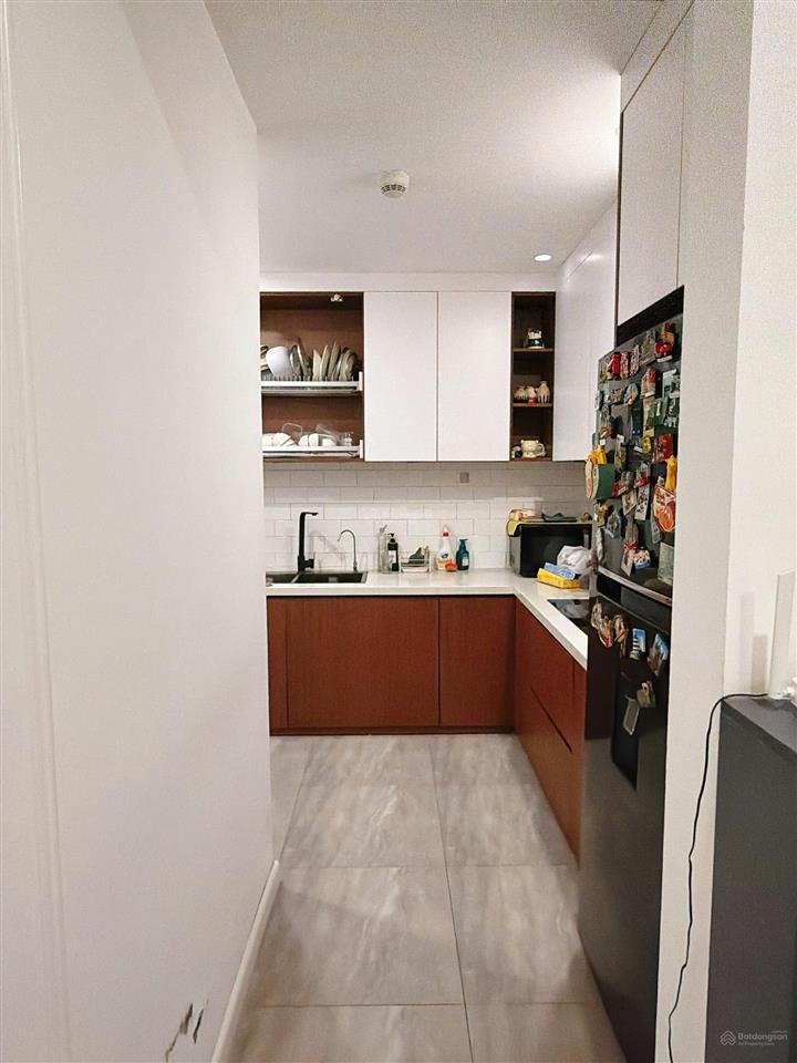 Chính chủ bán căn cc seasons avenue 100m  3 ngủ. full nội thất. giá 8,5 tỷ.  0961 270 ***