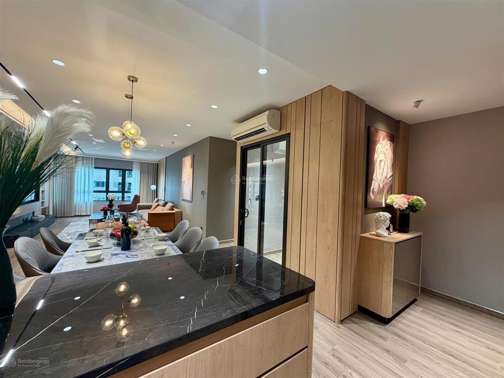 Chính chủ bán căn hộ 4 ngủ  172m2 cc mulberry lane, mỗ lao. giá 12 tỷ.  0961 270 ***
