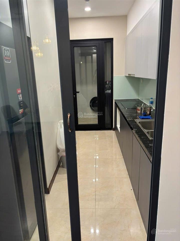 Chính chủ bán căn 2 ngủ  78m2 cc roman plaza. giá 5,6 tỷ.  0961 270 ***