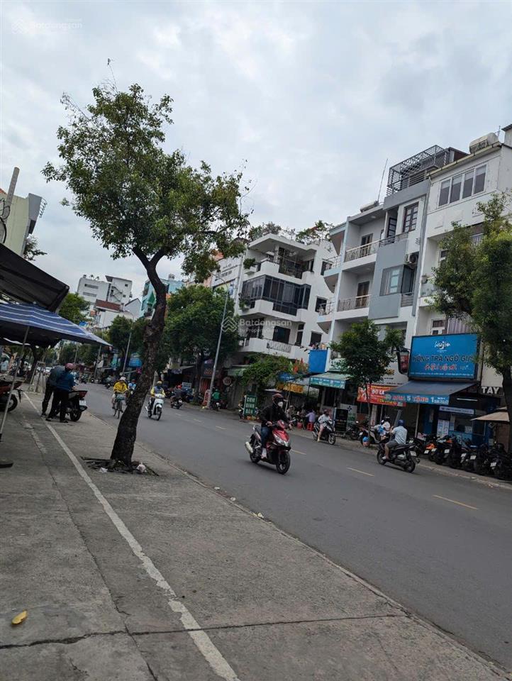 Góc 2 mt  hoàng hoa thám  q. bình thạnh  9x23m  5 tầng  hđt 110tr/tháng  giá 45 tỷ