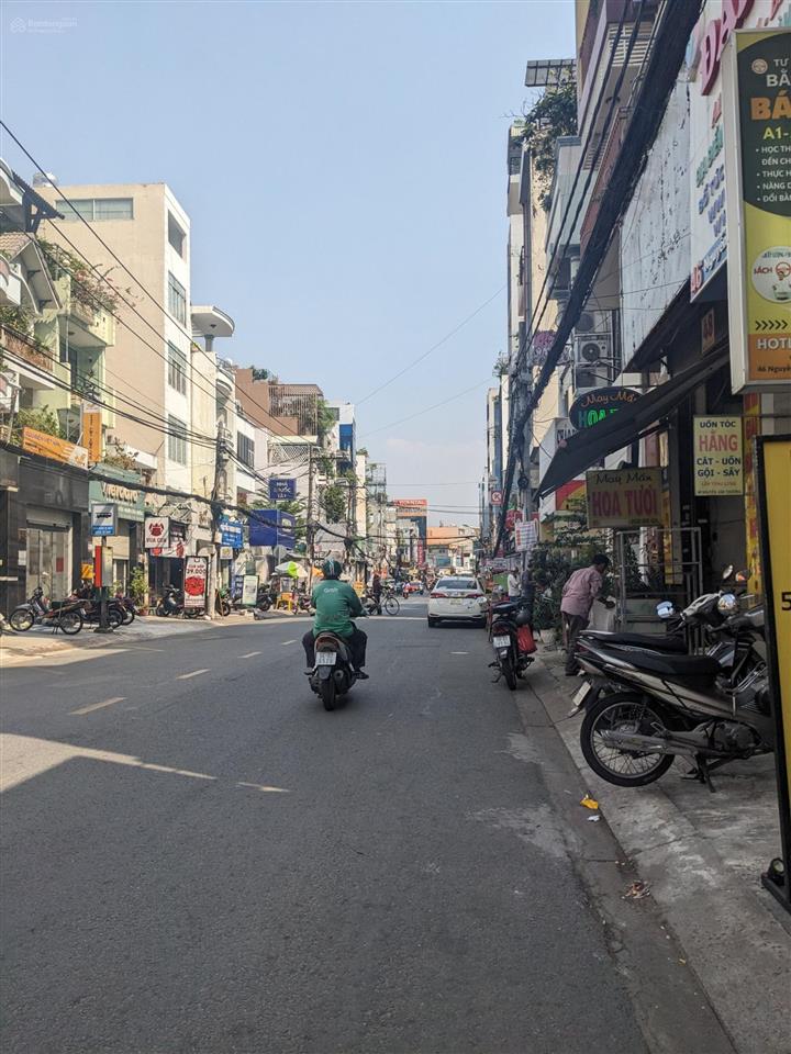 Cho thuê 165tr/tháng  mặt tiền nguyễn gia trí  q.bt  8x20m 7 tầng  giá 33 tỷ