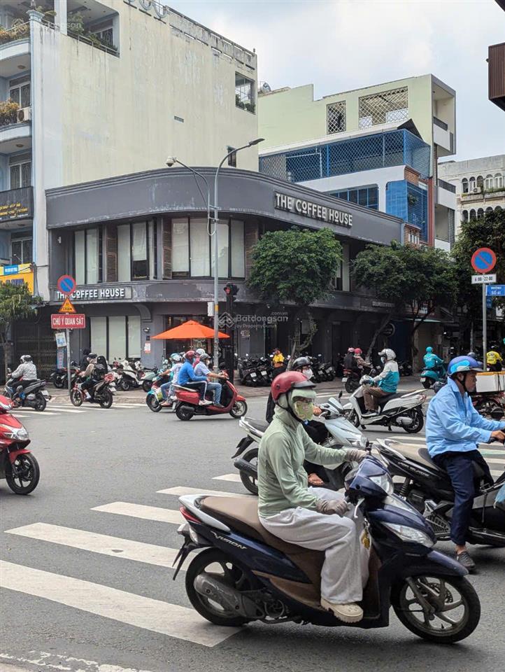 Ngang 8m cách mạng tháng 8  quận 10  8x25m  nhà 2 tầng cho thuê 120tr/tháng  giá 39 tỷ