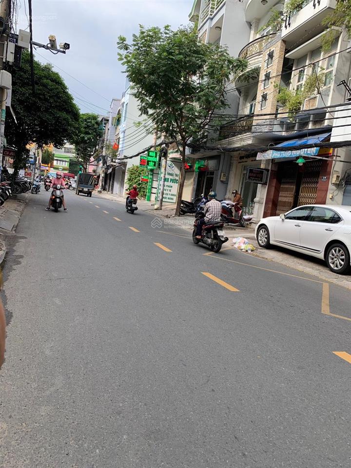 Bán nhà đường quốc hương  thảo điền  9x25m  cho thuê 250tr/tháng  giá chỉ  60 tỷ