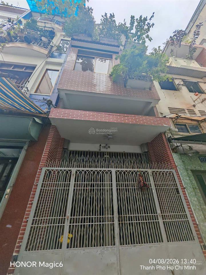 Bán nhà ngay chợ bến thành quận 1  4x17m  5 tầng  giá chỉ 22 tỷ