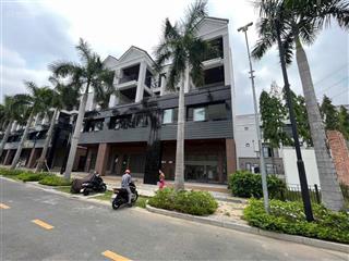 Cần bán shophouse mặt tiền đường nguyễn hữu thọ khu đô thị gs metrocity nhà bè